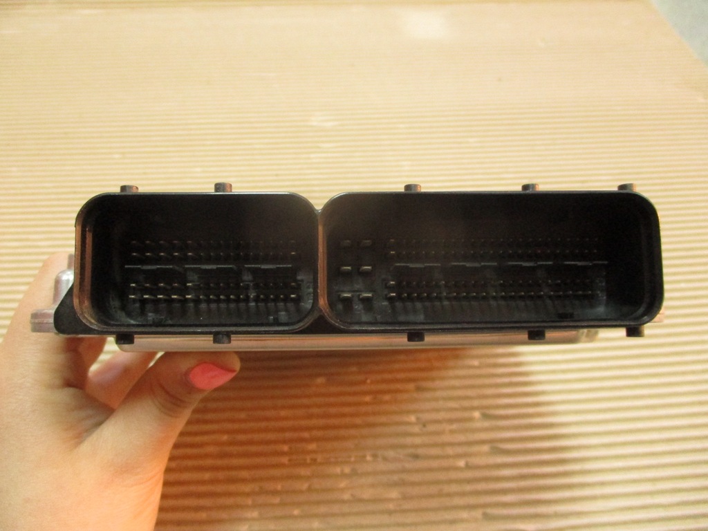 фото №6, Audi бортовой компьютер двигателя 03l906019at 028101667