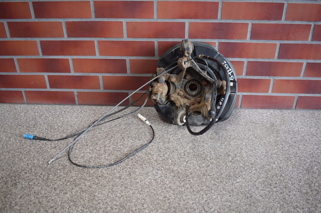 фото №1, Поворотний кулак ступиця права задня bmw x1 e84