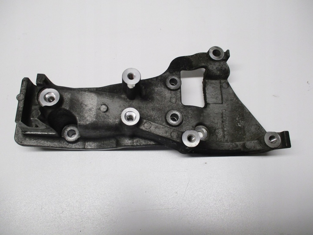 фото №1, Кронштейн mitsubishi asx 1,8did 10r 1801a070