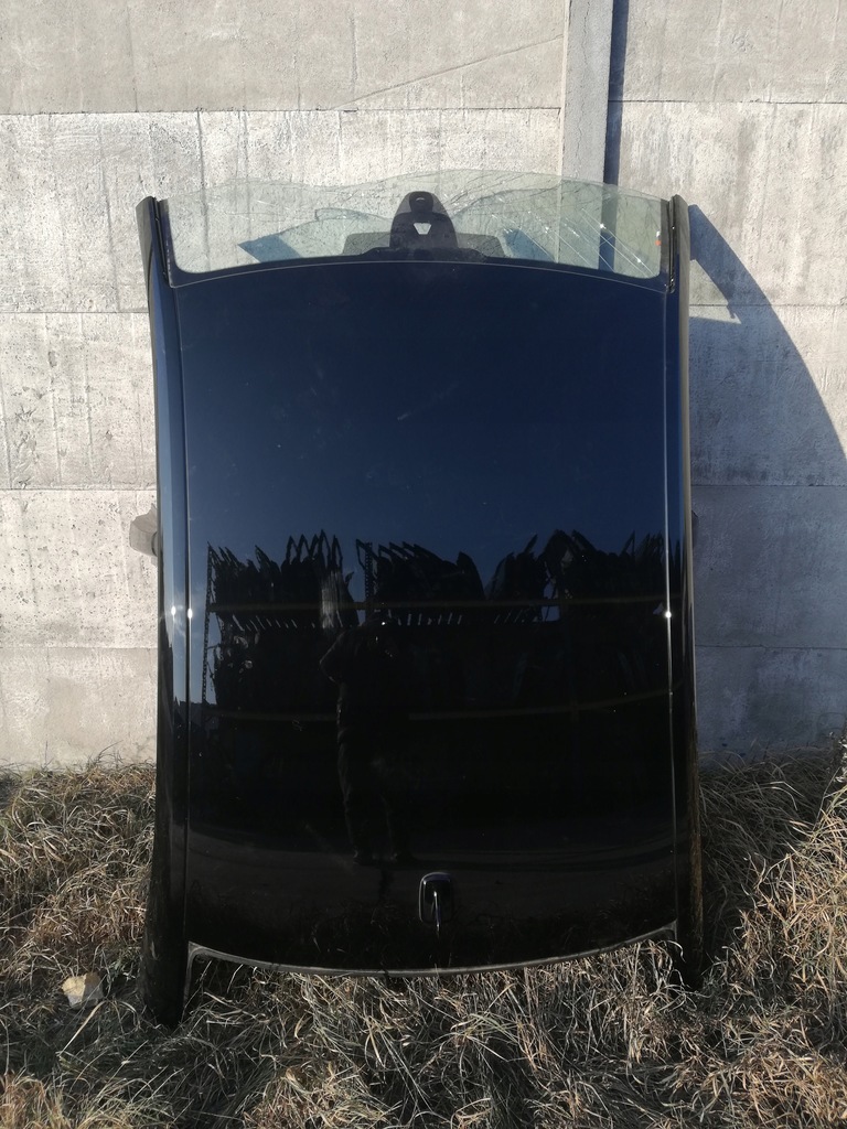 фото №1, Audi a4 b9 sedan дах