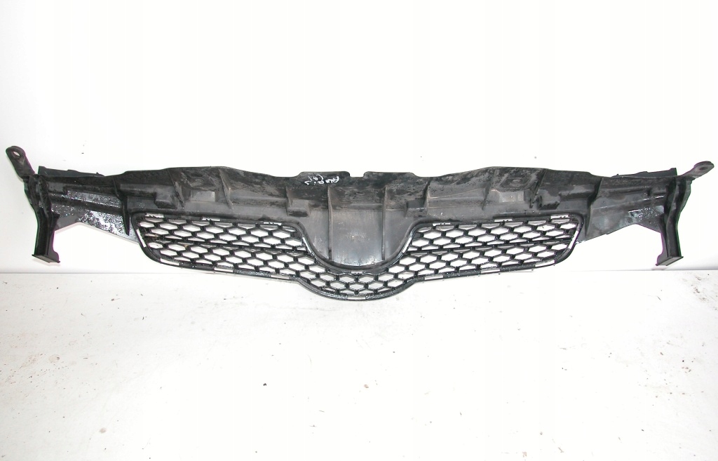 фото №2, Toyota auris 07-10r. решётка радиатора решётка радиатора