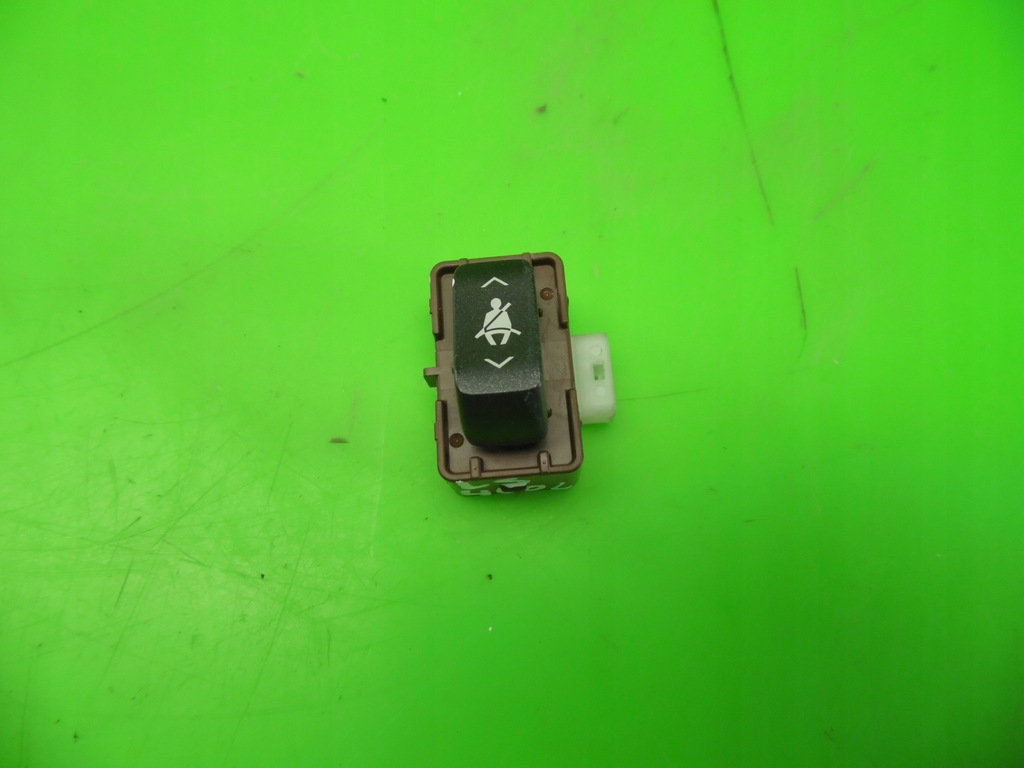 фото №2, Перемикач поперечина перед лівий lexus ls ls460l 12-17