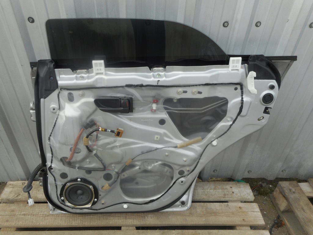 фото №2, Subaru wrx двері праве задня