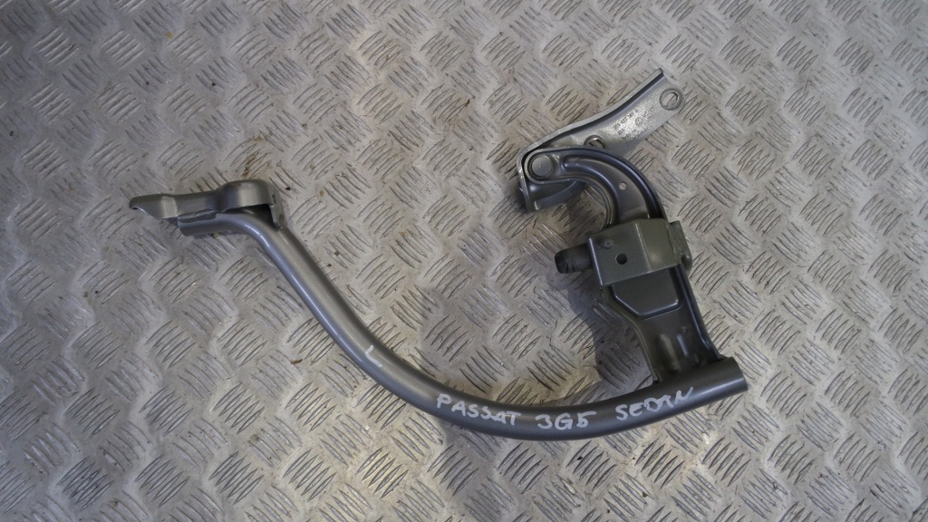 фото №1, Петля крышки левый vw passat b8 3g5827301a