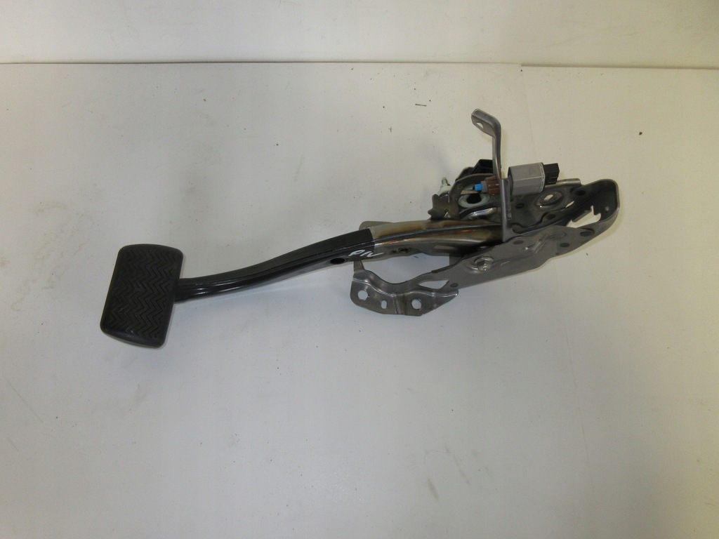 фото №1, Prius iv педаль тормоза