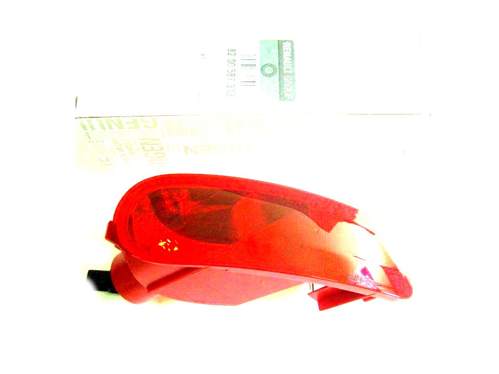 фото №4, Лампа противотуманная renault clio iii kombi le.tył