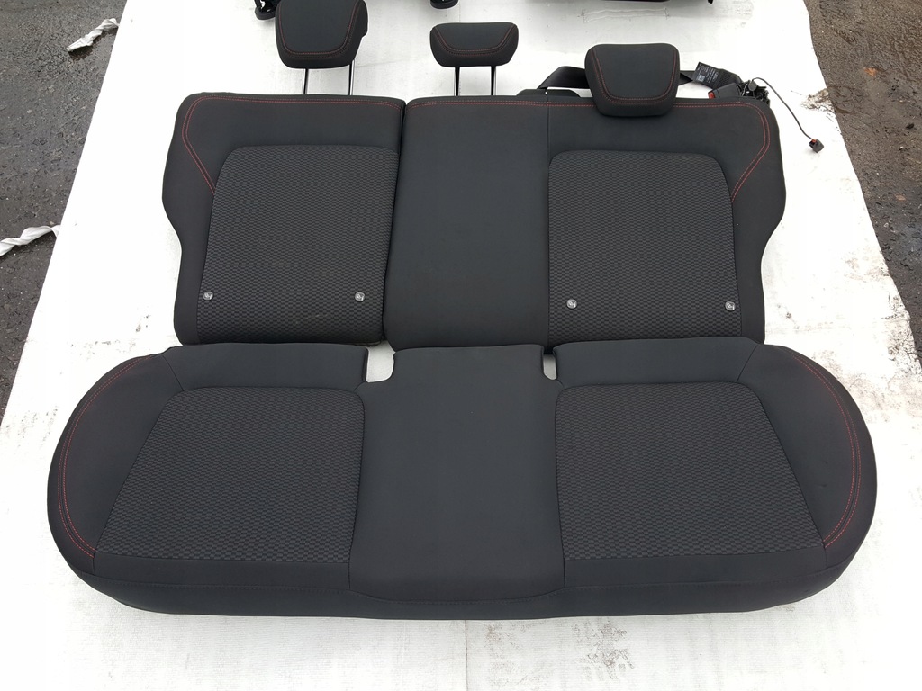 фото №11, Ford fiesta mk8 st-line сиденья заднее сиденье 3d пластики комплект