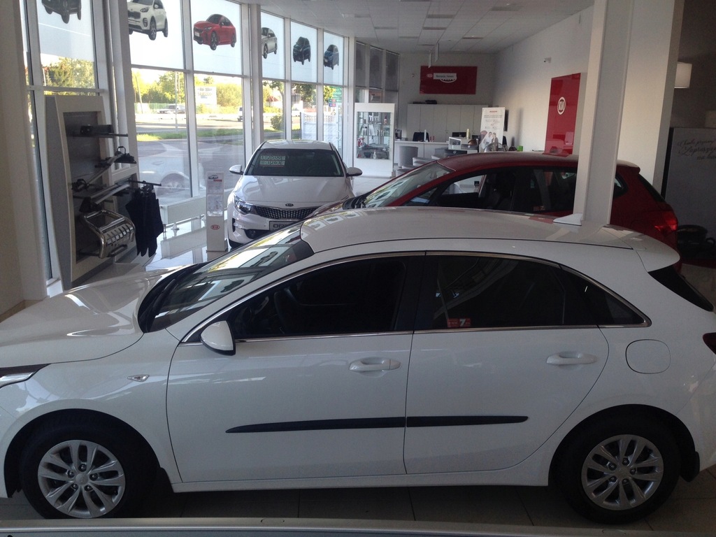 фото №7, Kia ceed cee'd iii покоління od 2018 - накладки бічний