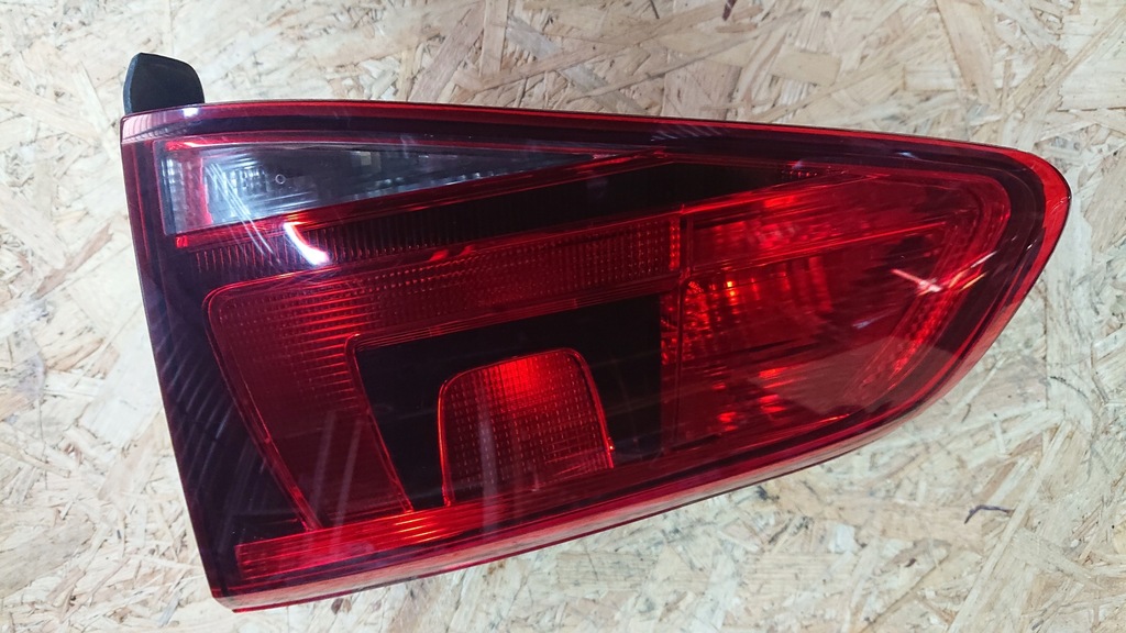 фото №1, Лампа w крышка крышки правая golf vii