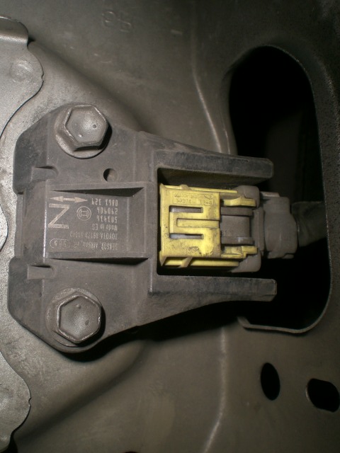 фото №1, Датчик подушка безопасности датчик lexus is220 2008 89173-53040