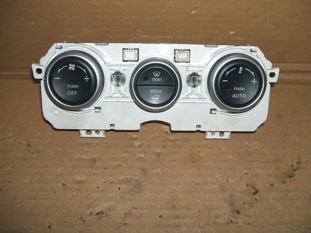 фото №1, Mazda6 mazda 6 02-08 панель кондиционера обдув