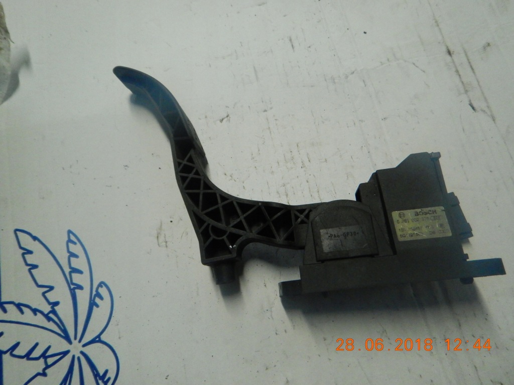 фото №1, Skoda оригинальный номер 0281002379