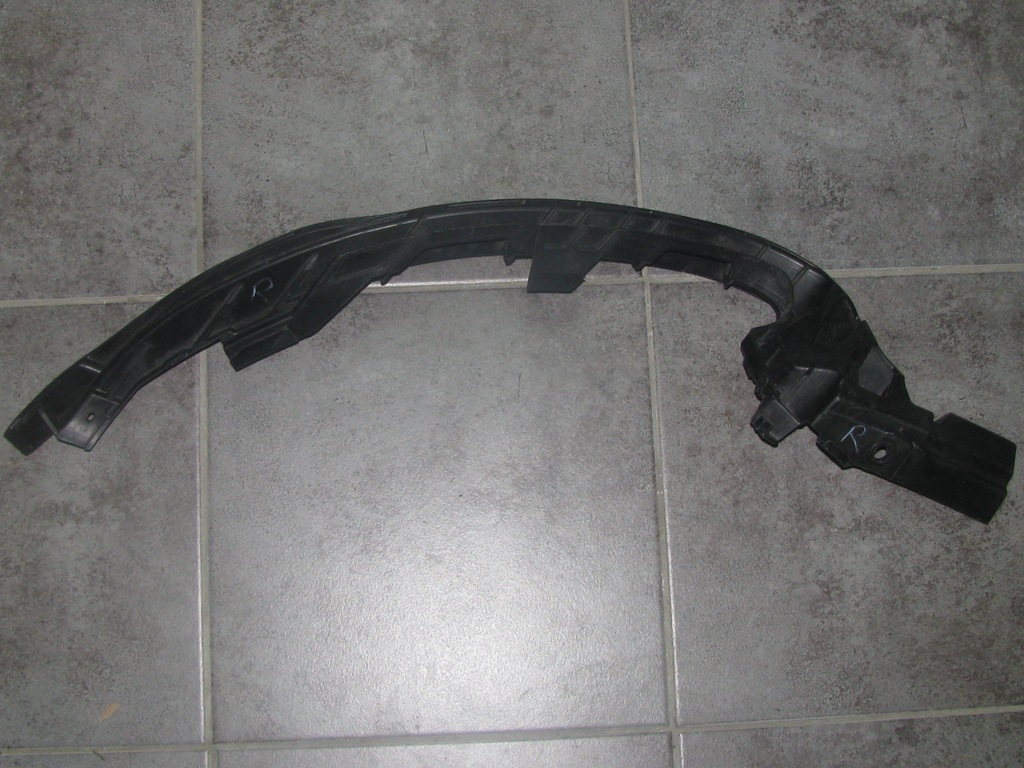 фото №1, Porsche 911 carrera направляющая r кронштейн 99150583607