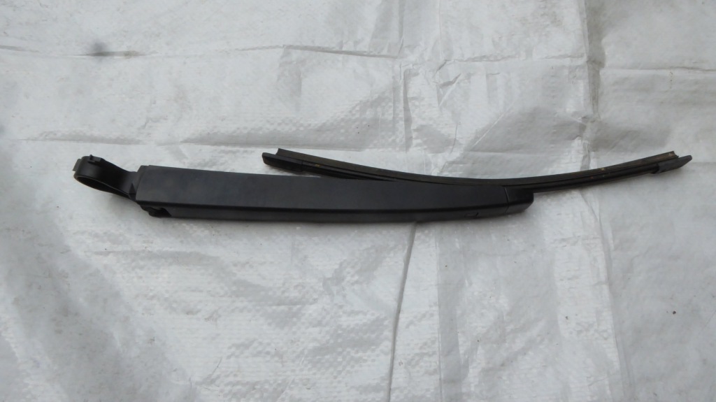 фото №1, Рычаг дворник задняя vw golf vi 6 3d 5d htb