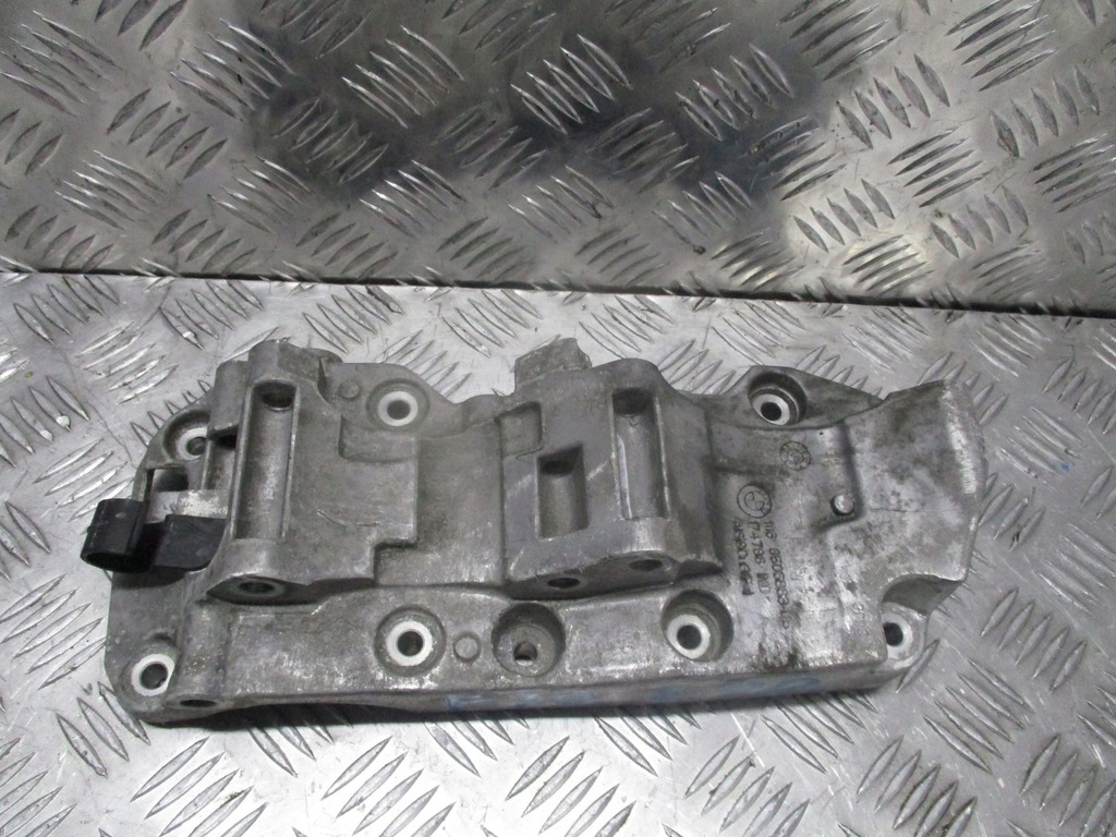 фото №1, Кронштейн bmw 3 f30 2.0d