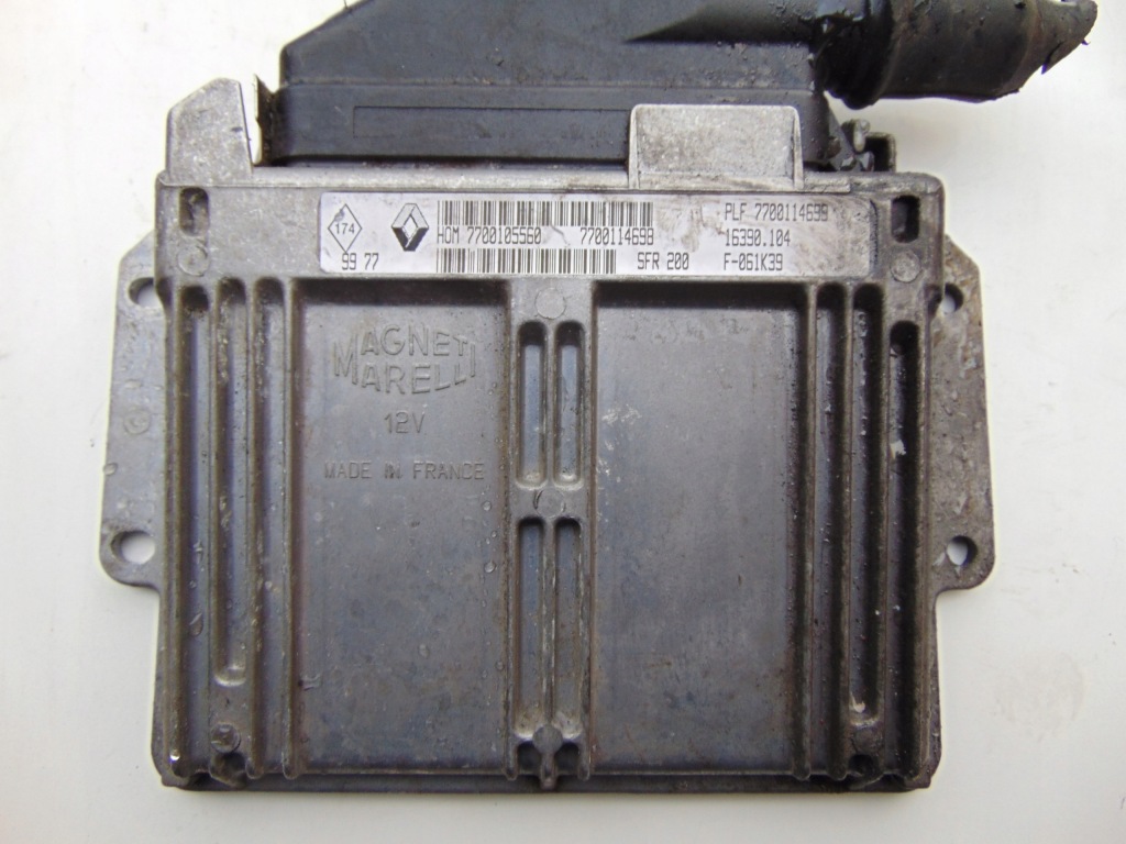 Купити Бортовий комп'ютер 7700114699 7700114698 7700105560 renault