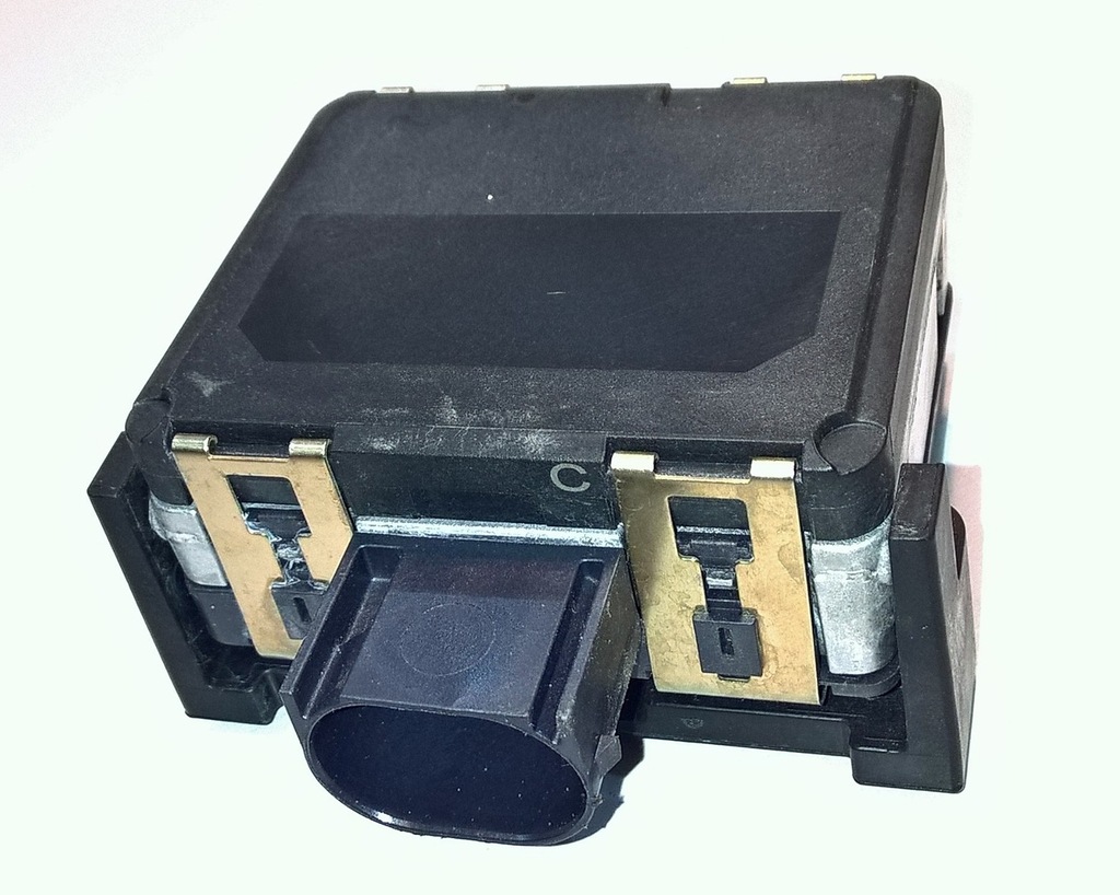 фото №1, Nissan pulsar радар датчик bosch c7 28438-3zu1b