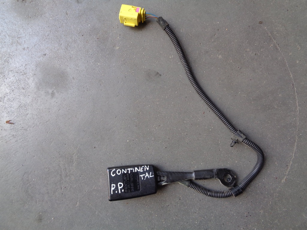 фото №1, Клипса поперечина правая bentley continental flying spur