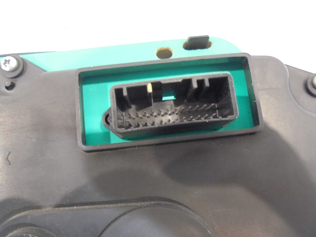 фото №4, Счетчик приборы dacia sandero 2007