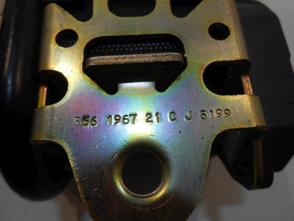 Ремень левая перед mercedes w168 566196721 Оригинал