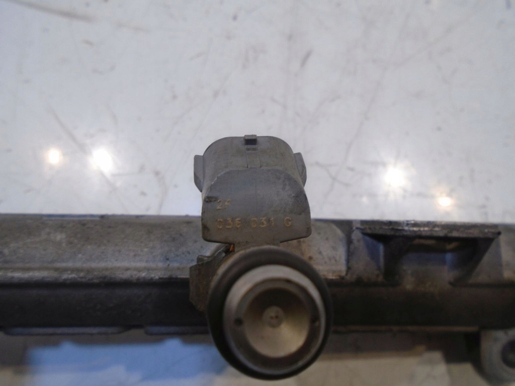 фото №5, Молдинг впрыскная seat ibiza ii fl 036133319aa